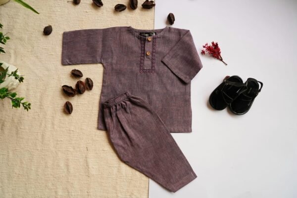 Plum Tarkashi Kurta Shalwar With Peshawari Chappal - view 2