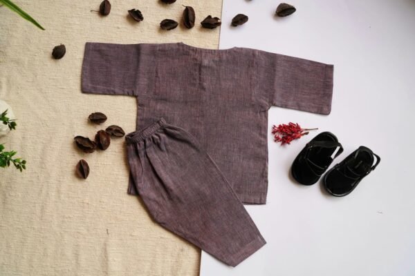 Plum Tarkashi Kurta Shalwar With Peshawari Chappal - view 3